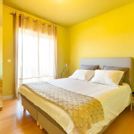 Hino A Natureza - T2 Em Lägenhet